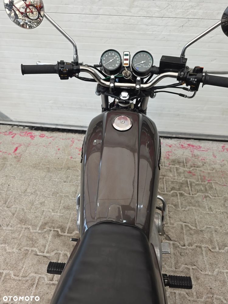 Kawasaki Z - 29