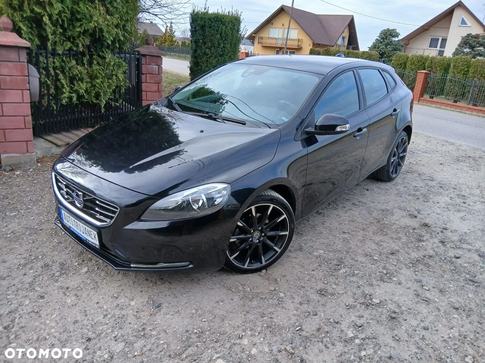 Volvo V40 D2 - 9