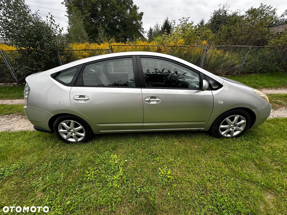 Toyota Prius 1.5 VVT-i Sol (nav) - 9