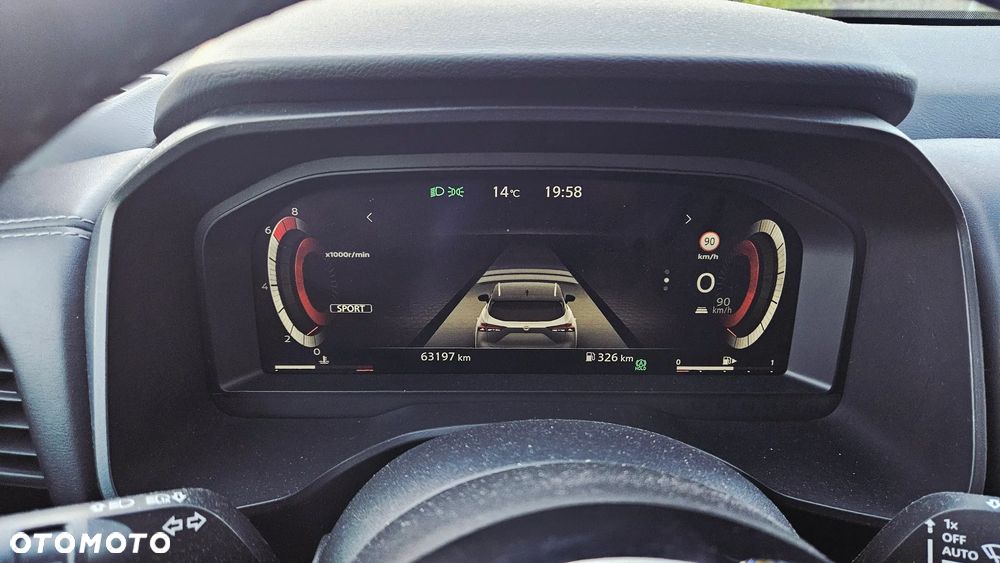 Nissan Qashqai 1.3 DIG-T N-Connecta - 26