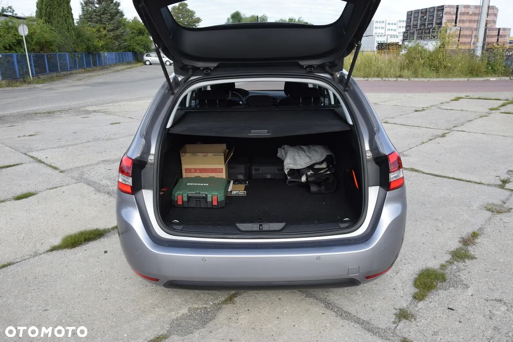 Peugeot 308 - 18