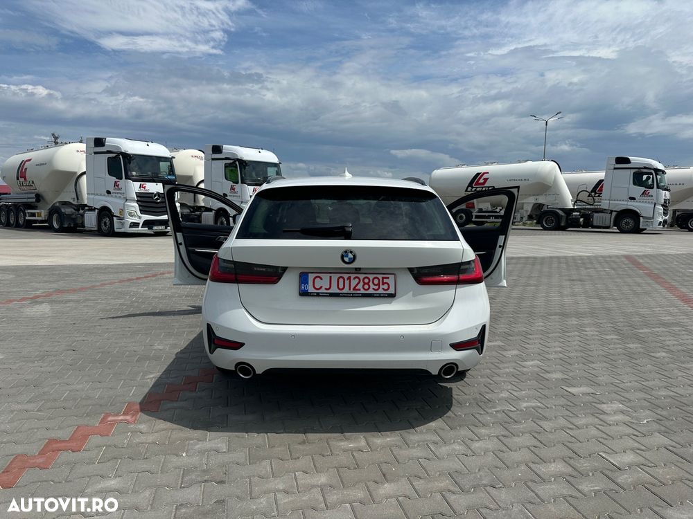 BMW Seria 3 320d AT MHEV - 10