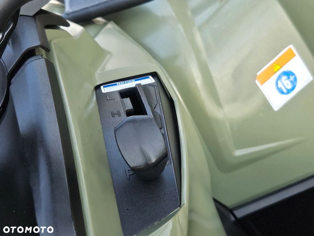 Can-Am Outlander - 18