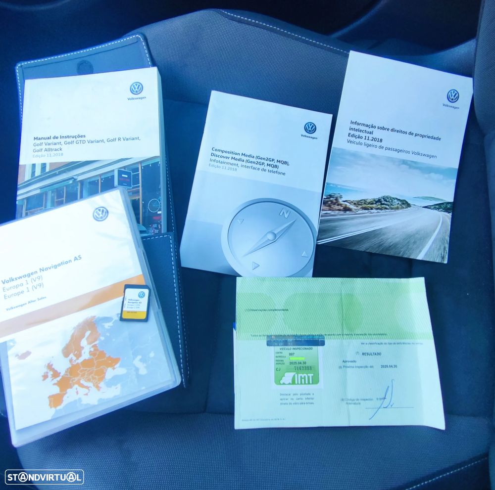 VW Golf Variant 1.6 TDi Highline DSG - 24