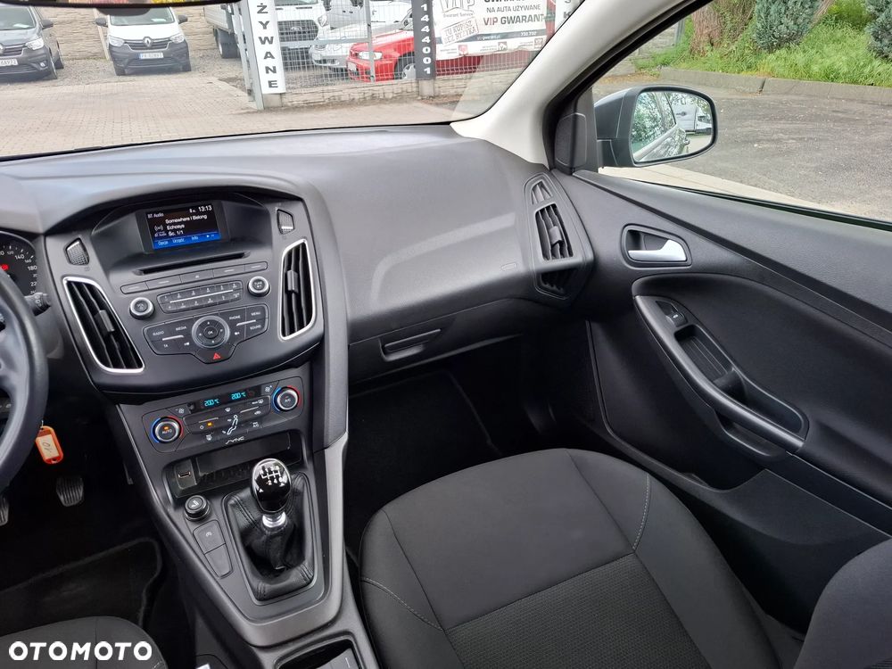 Ford Focus - 16