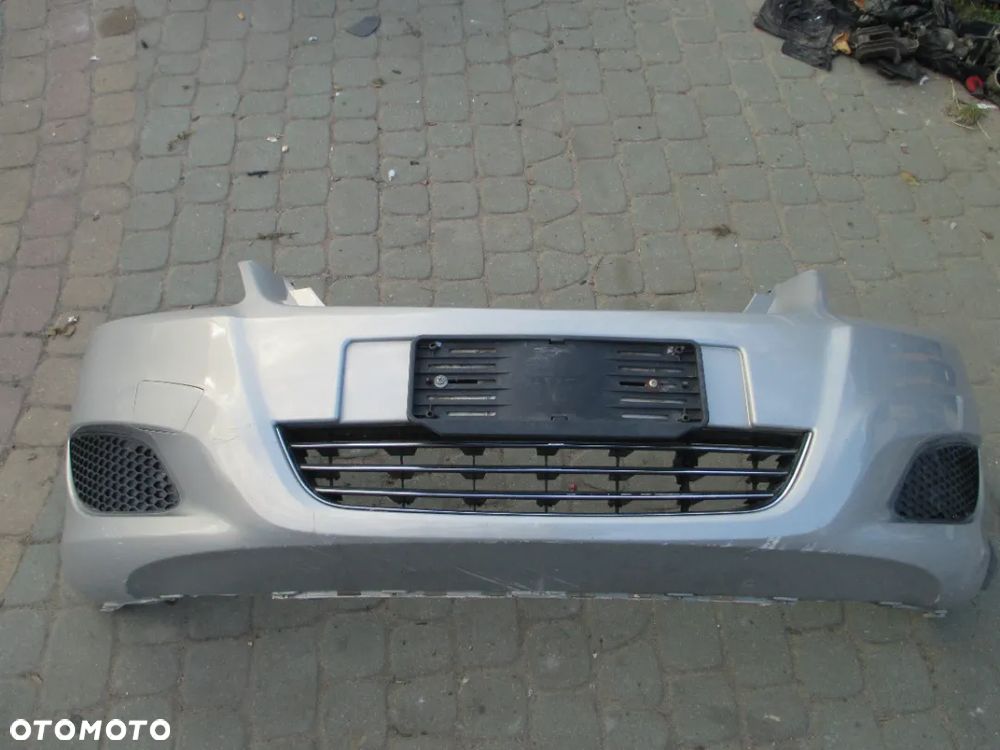 zderzak Opel Zafira B lift Z167 - 1