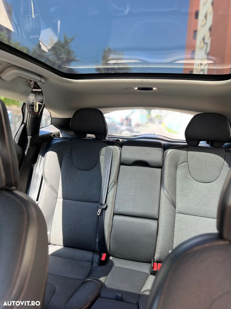 Volvo V40 - 2