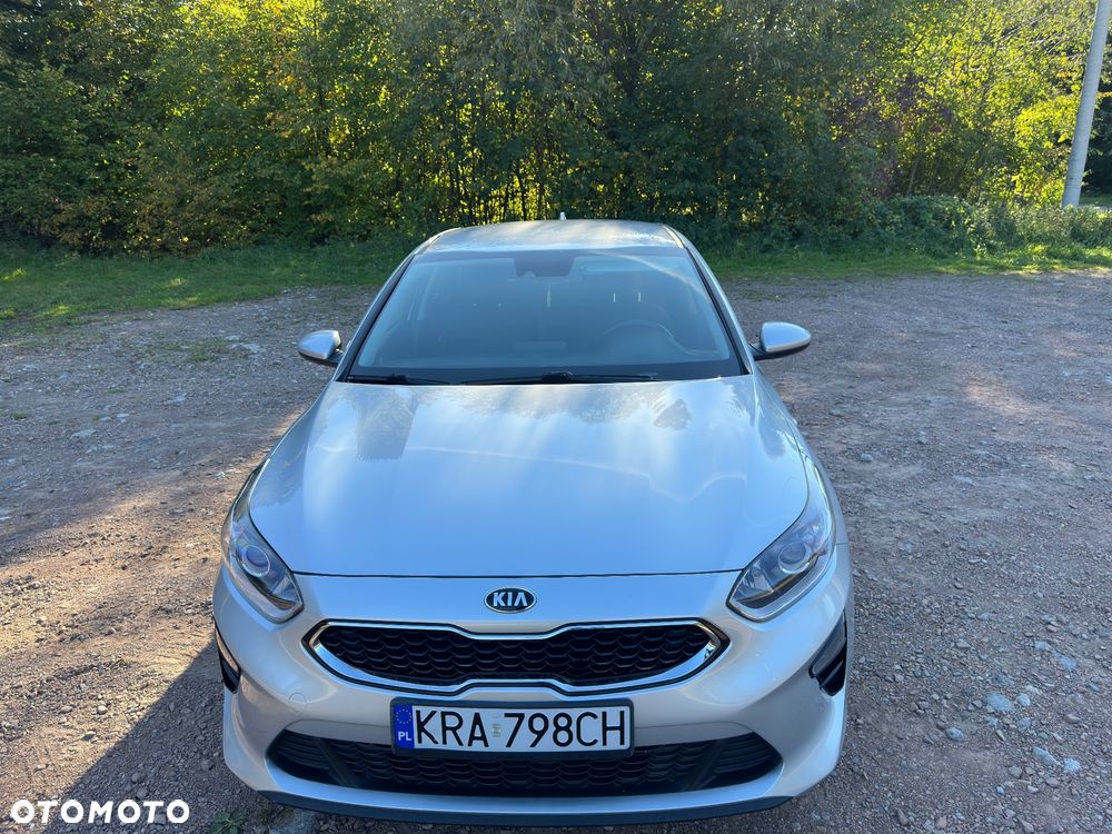 Kia Ceed - 16