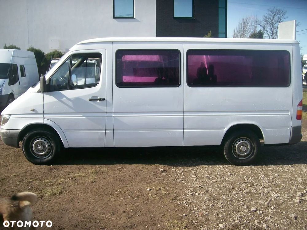 Mercedes-Benz Sprinter - 8