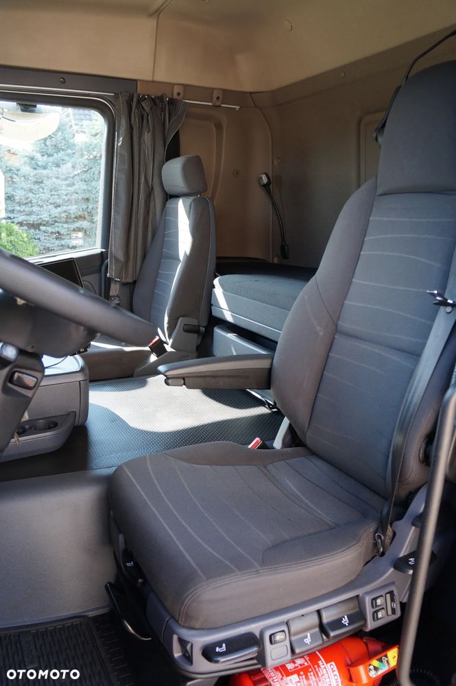 Scania G 450 6x2 CHŁODNIA KONTENER 8.45 m 21 PALET OŚ SKRĘTNA WINDA - 15