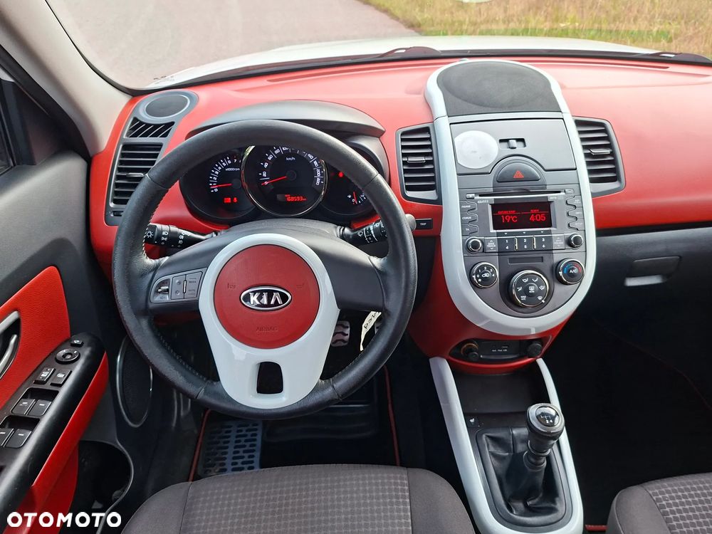 Kia Soul 1.6 CVVT Spirit - 26