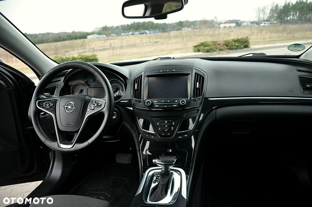 Opel Insignia - 19