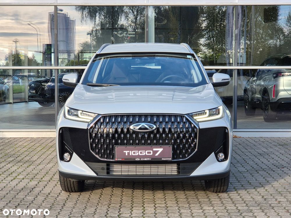 Chery Tiggo 7 1.6 T-GDI Essential DCT - 9