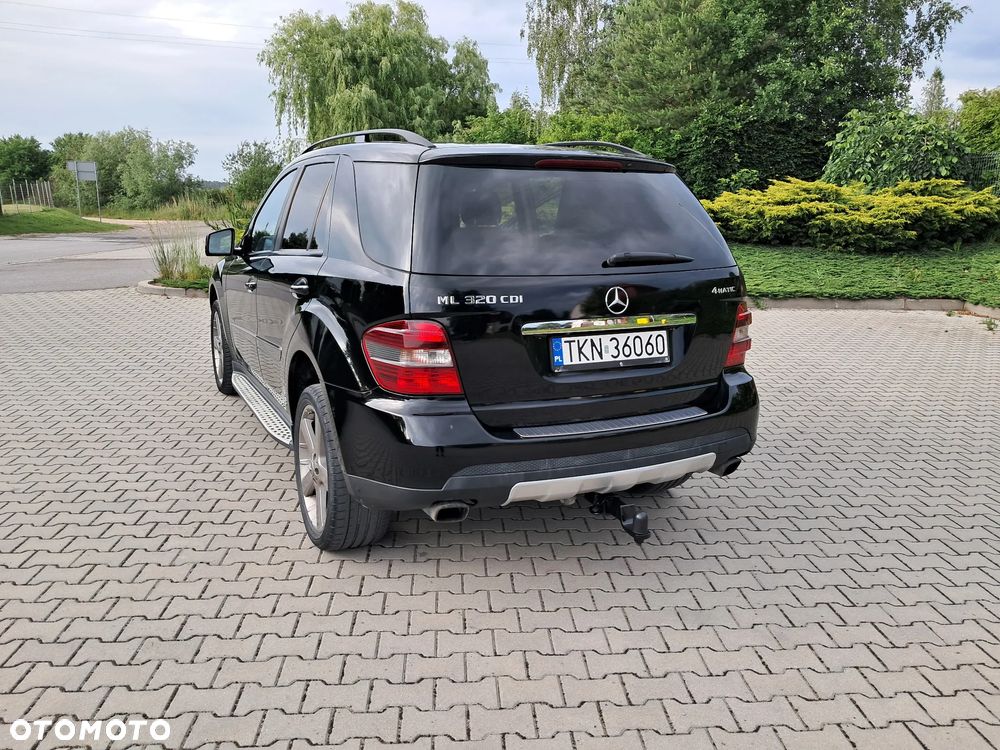 Mercedes-Benz ML 320 CDI 4Matic 7G-TRONIC - 2