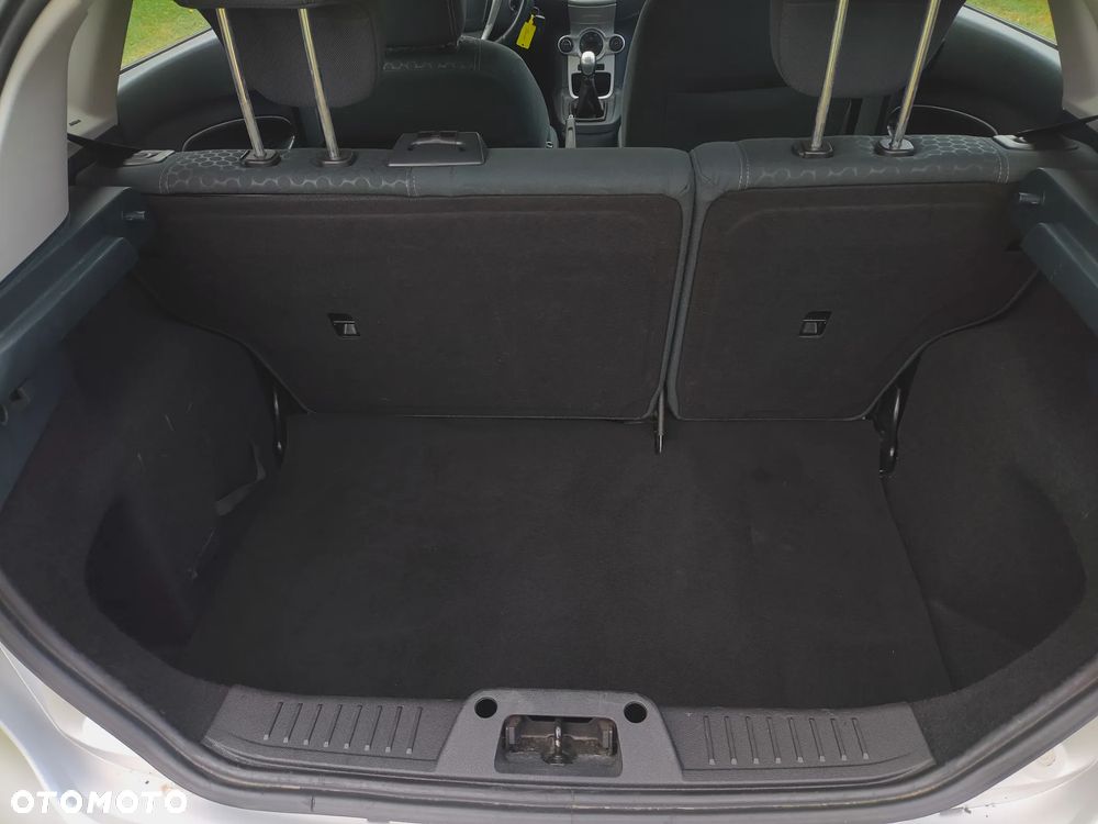Ford Fiesta 1.25 Titanium EU5 - 37