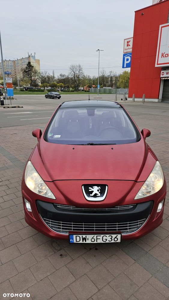 Peugeot 308 1.6 Premium Plus - 4