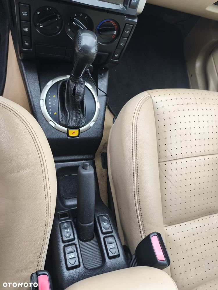 Land Rover Freelander 2.5 V6 - 10