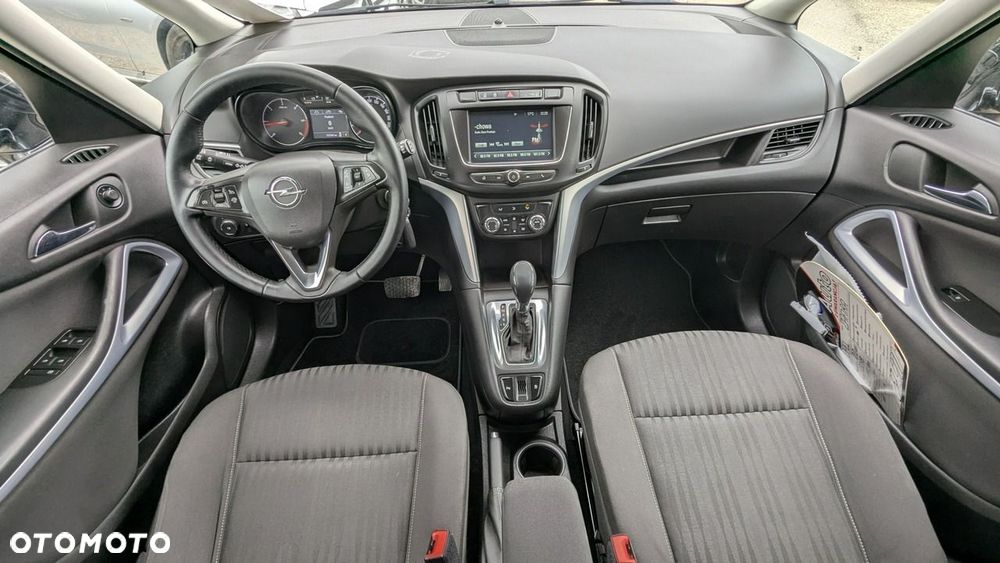 Opel Zafira - 19