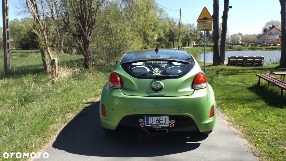Hyundai Veloster 1.6 DCT Premium - 4
