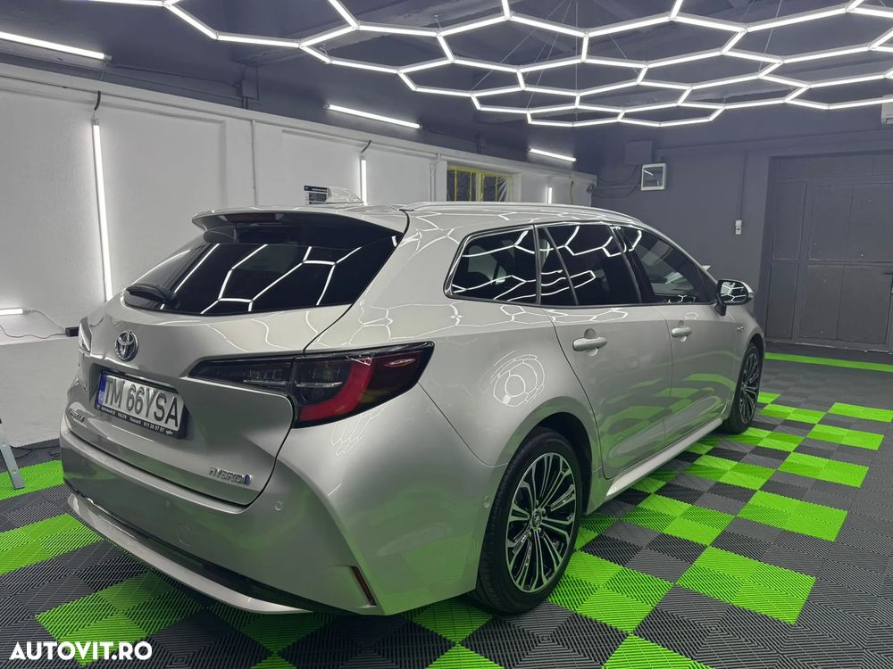 Toyota Corolla - 2