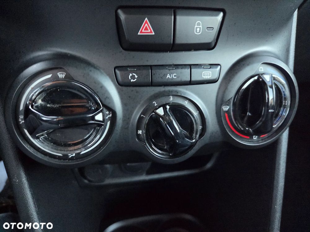 Peugeot 208 1.5 BlueHDi Active S&S - 17