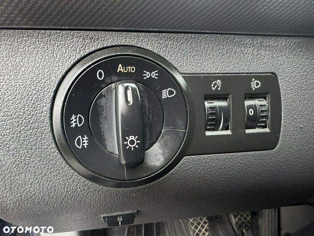 Volkswagen Caddy - 14