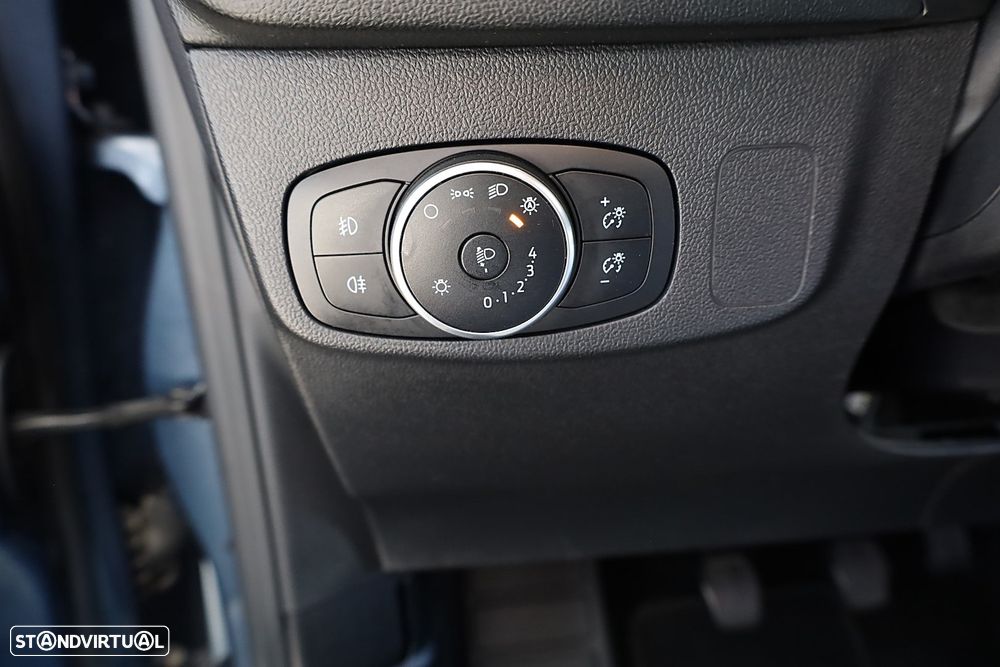 Ford Focus SW 1.0 EcoBoost MHEV ST-Line X - 45