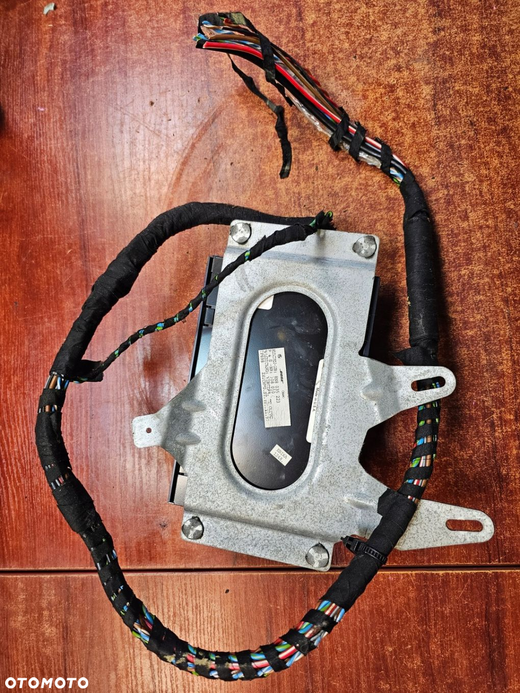 WZMACNIACZ RADIA BOSE AUDI TT 8N EU 98 8N8035223 - 3