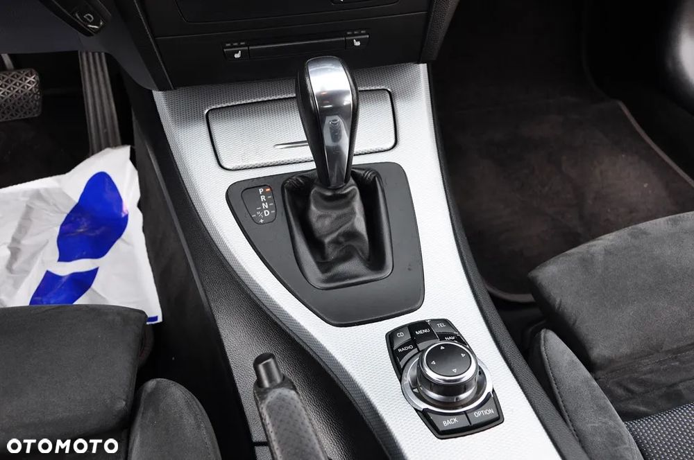 BMW Seria 3 320d - 36