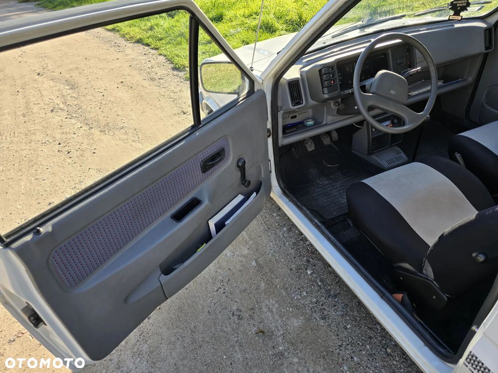 Ford Fiesta - 16