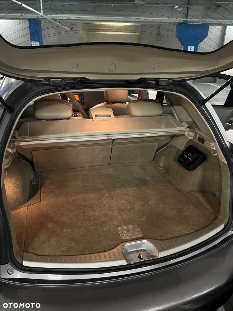Infiniti FX FX35 - 11
