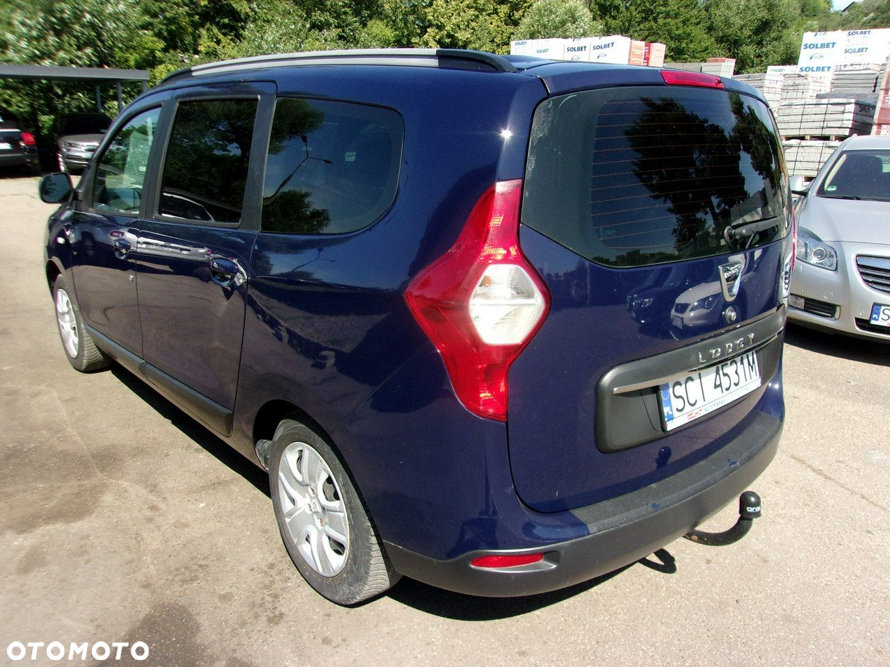 Dacia Lodgy 1.6 SCe Laureate S&S - 11