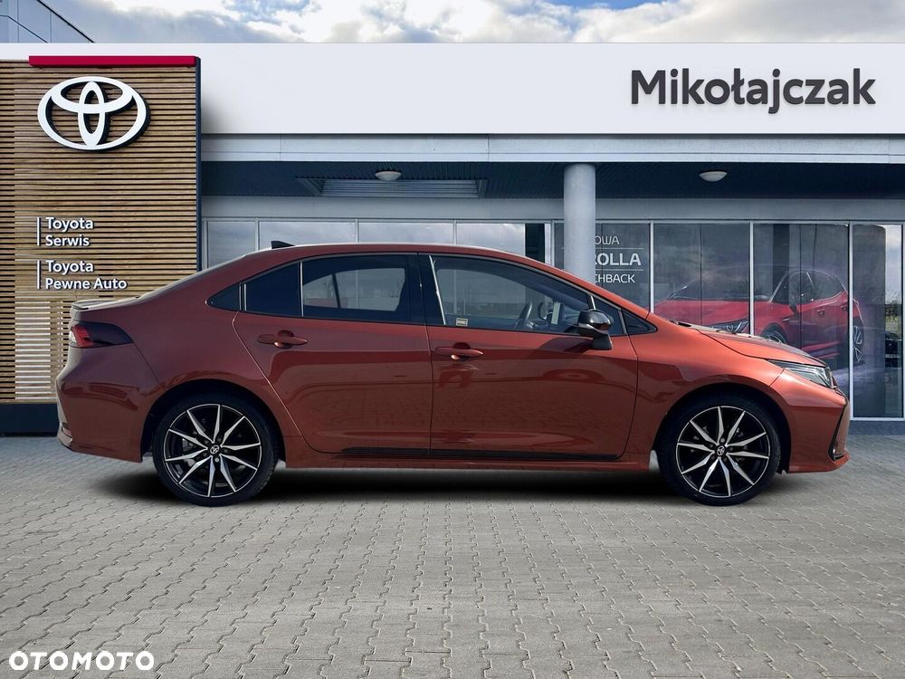 Toyota Corolla 1.8 Hybrid GR Sport - 11