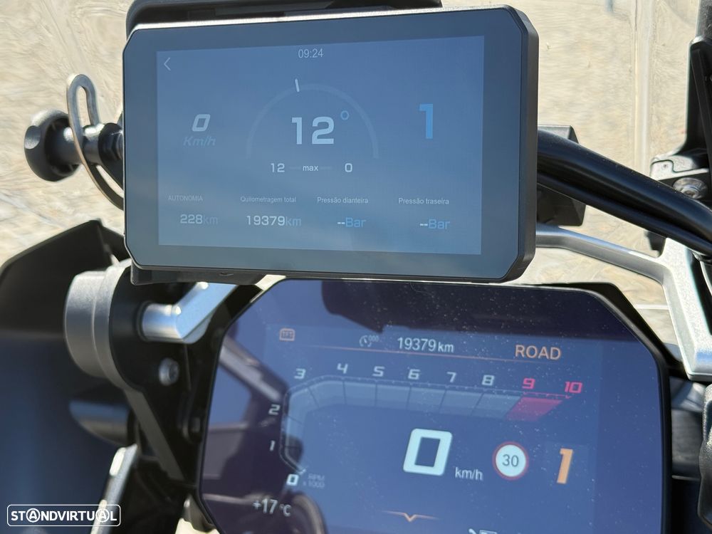 BMW R 1250 GS Triple Black - 12