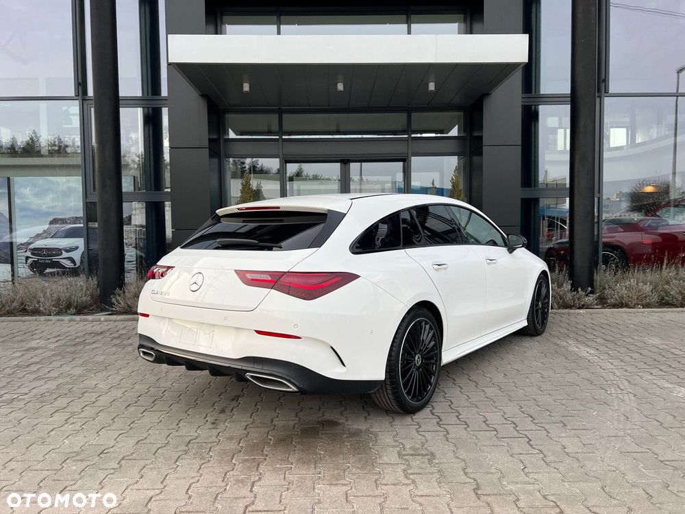 Mercedes-Benz CLA - 16