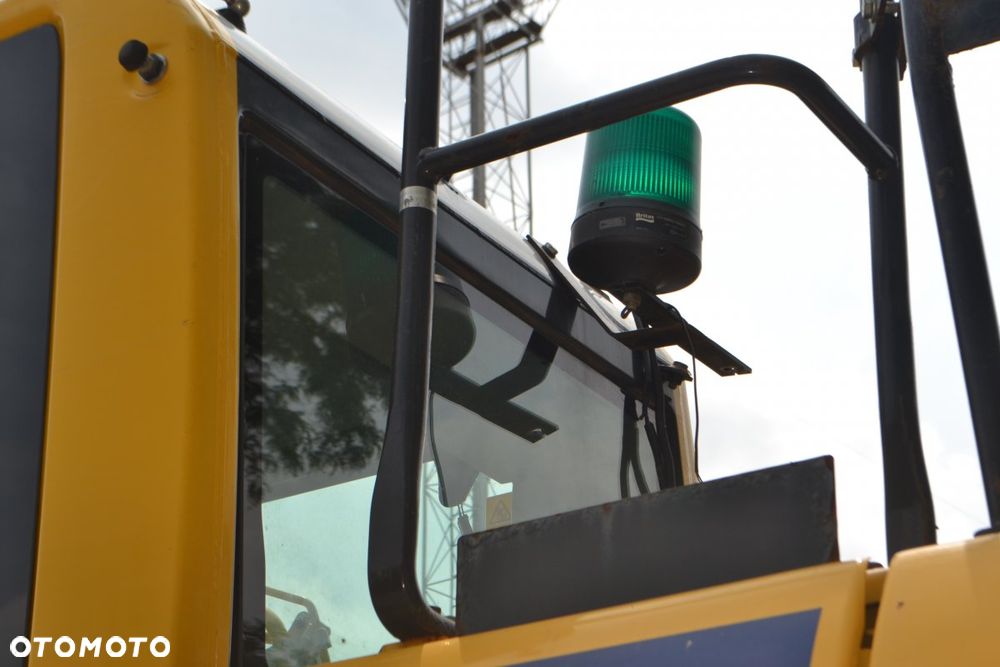 Komatsu PC210LC-11 - 16