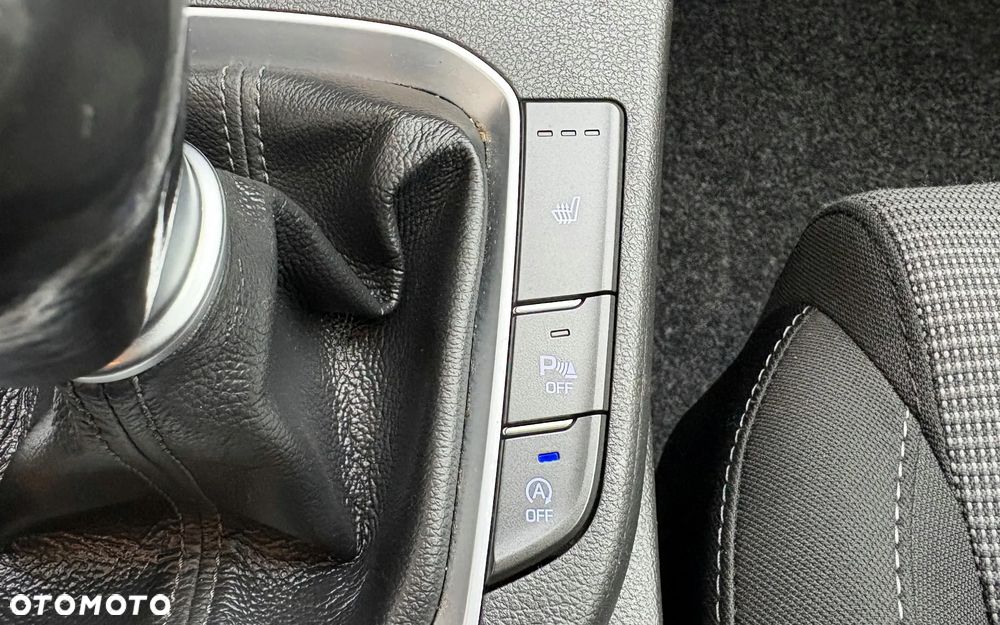 Hyundai i30 1.4 Passion - 31