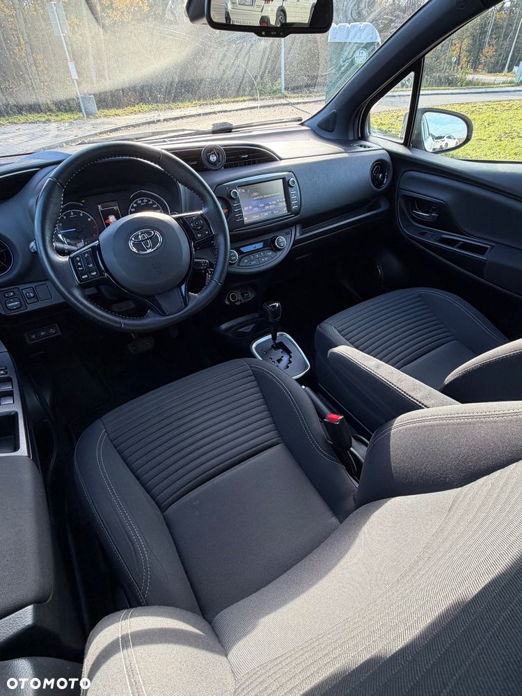 Toyota Yaris - 17
