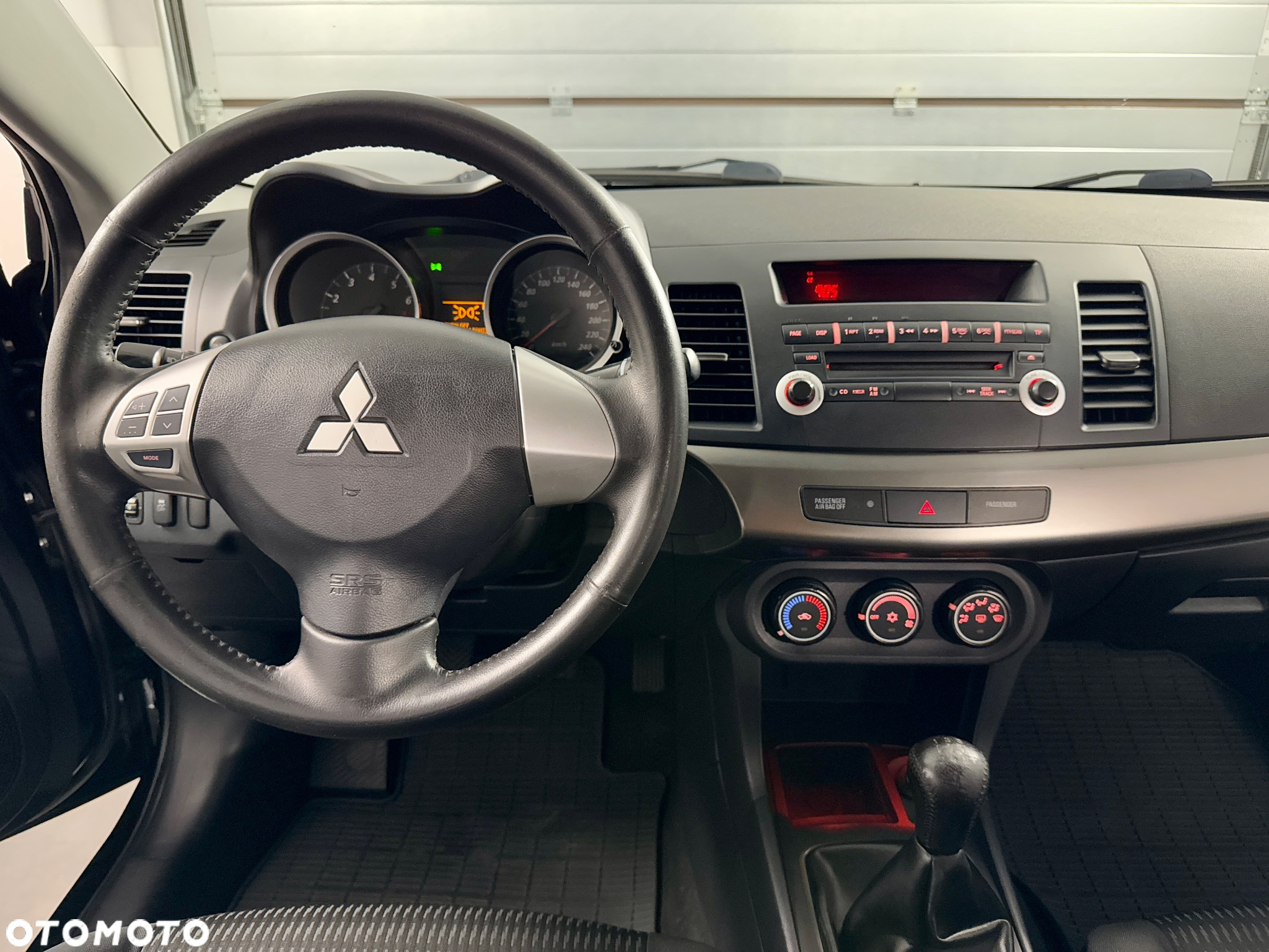 Mitsubishi Lancer 1.6 - 22