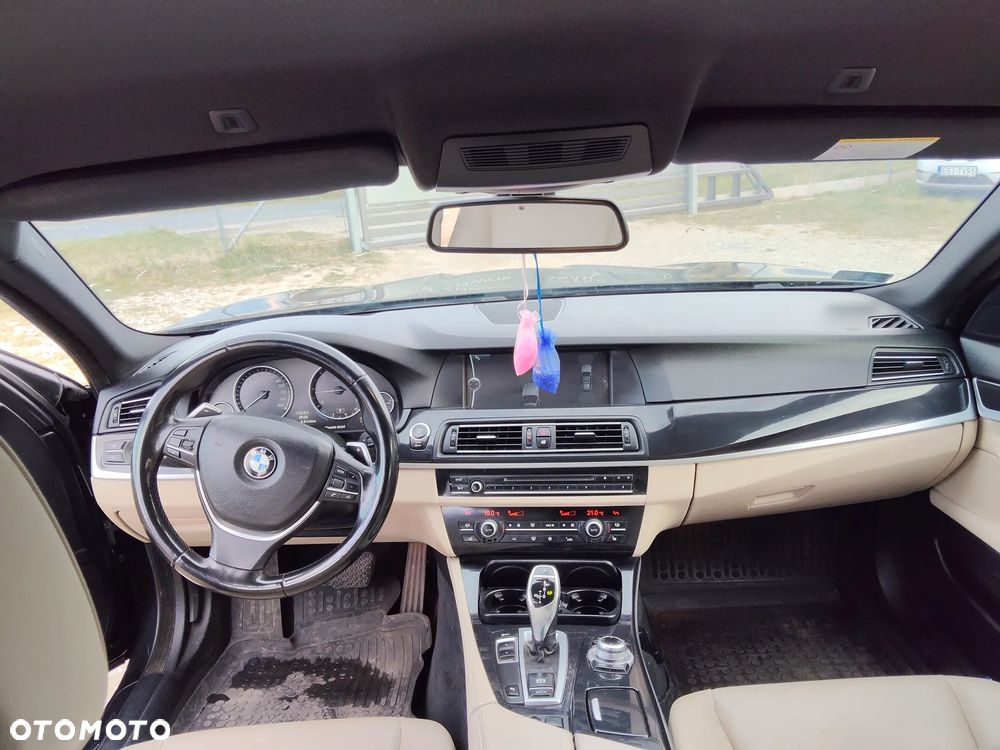 BMW Seria 5 520d Sport-Aut - 15