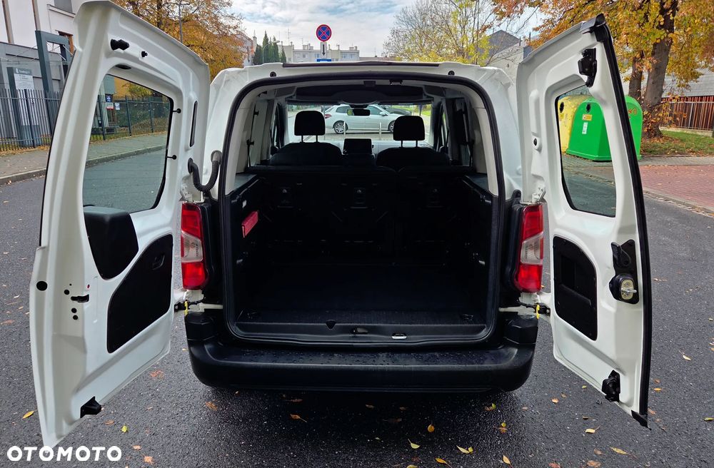 Opel Combo Life 1.2 Turbo Enjoy S&S - 23