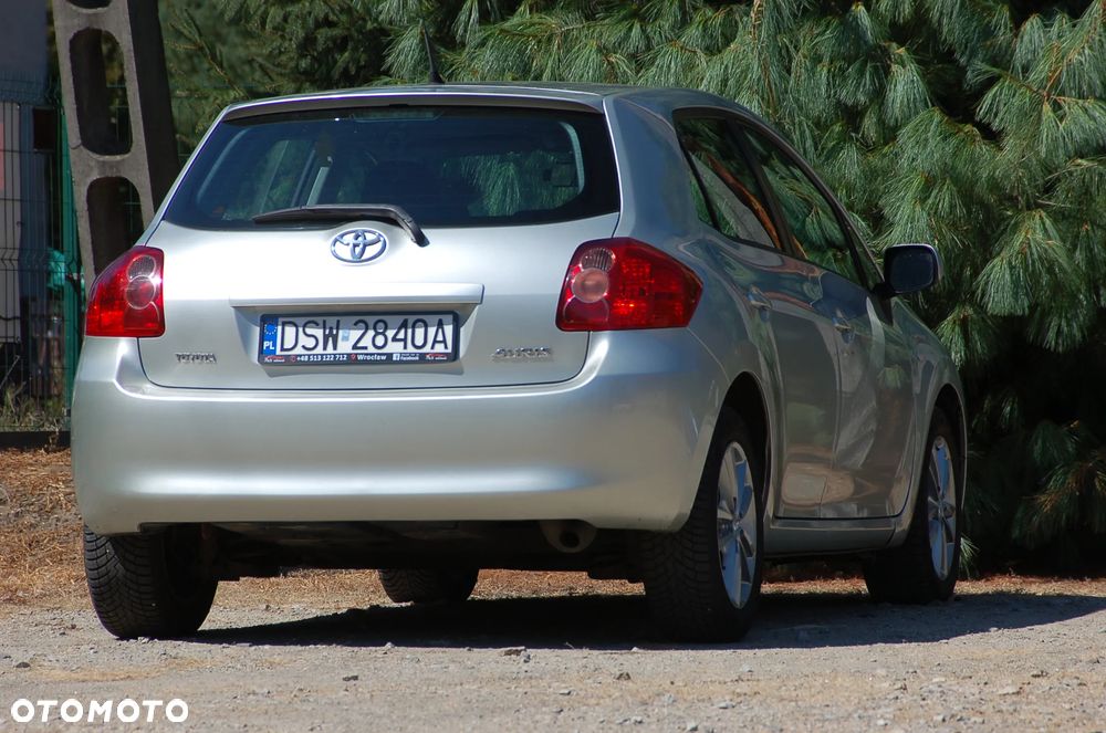 Toyota Auris 1.33 VVT-i Premium - 23