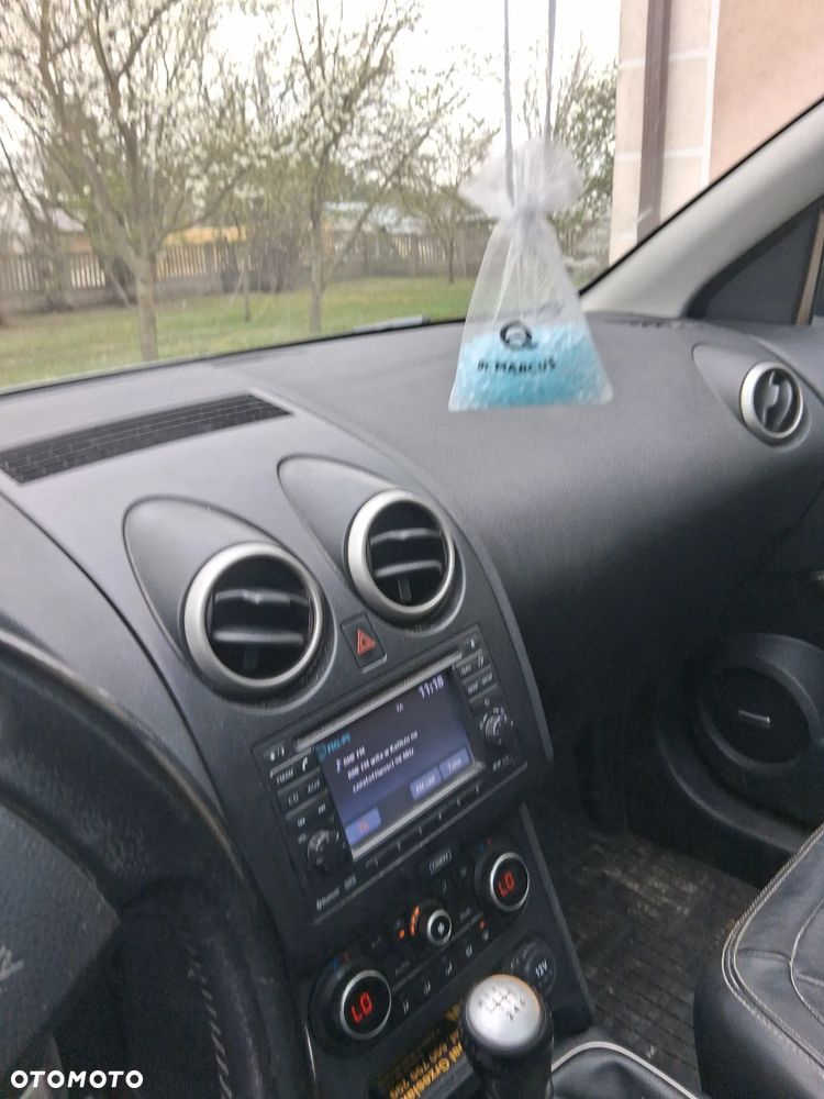 Nissan Qashqai 1.6 dCi DPF tekna - 3