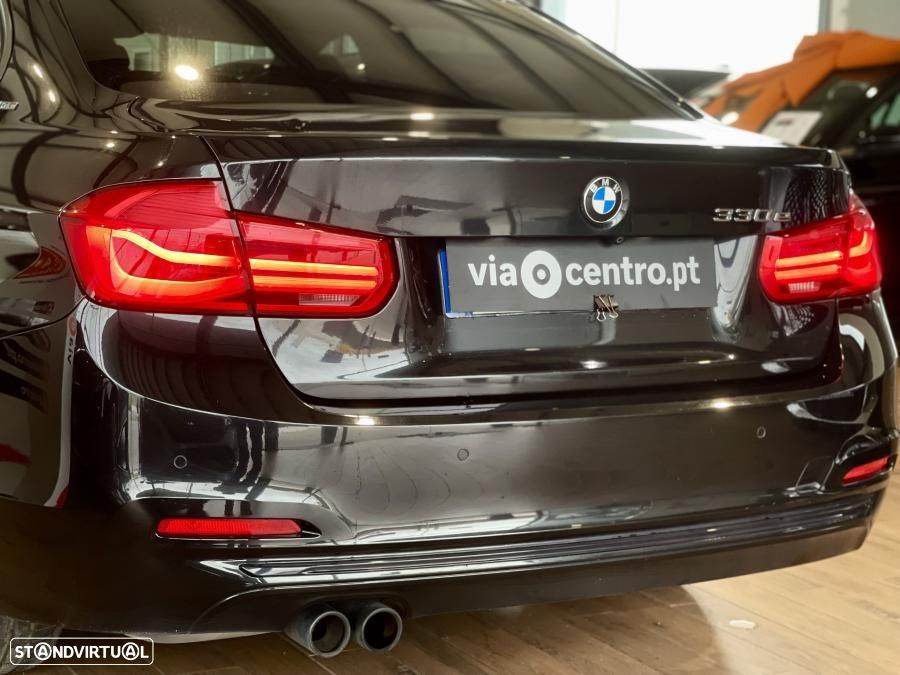 BMW 330 e iPerformance Line Sport - 8