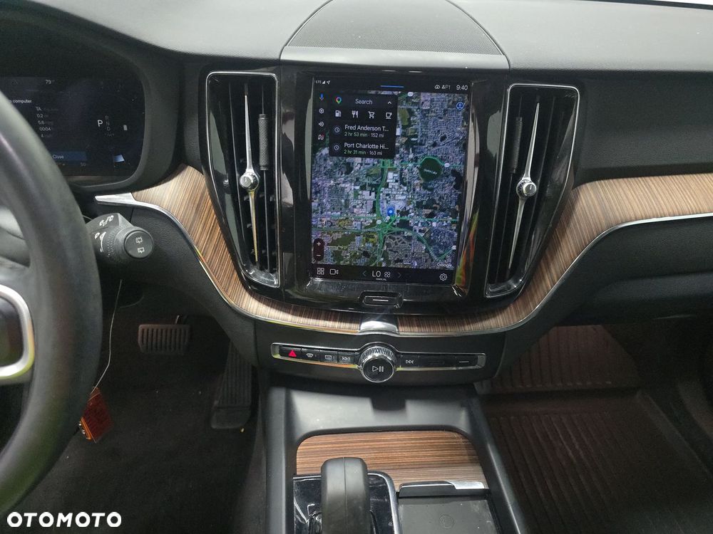 Volvo XC 60 B5 B Geartronic Momentum Pro - 9