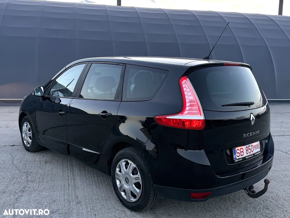 Renault Grand Scenic 2012 photo 4