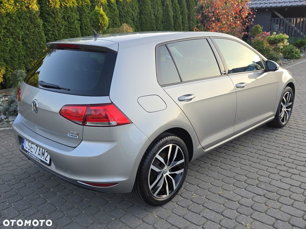 Volkswagen Golf - 14