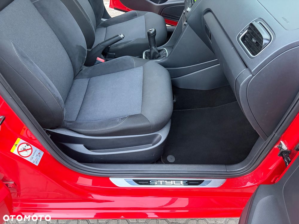 Volkswagen Polo 1.2 Style - 17