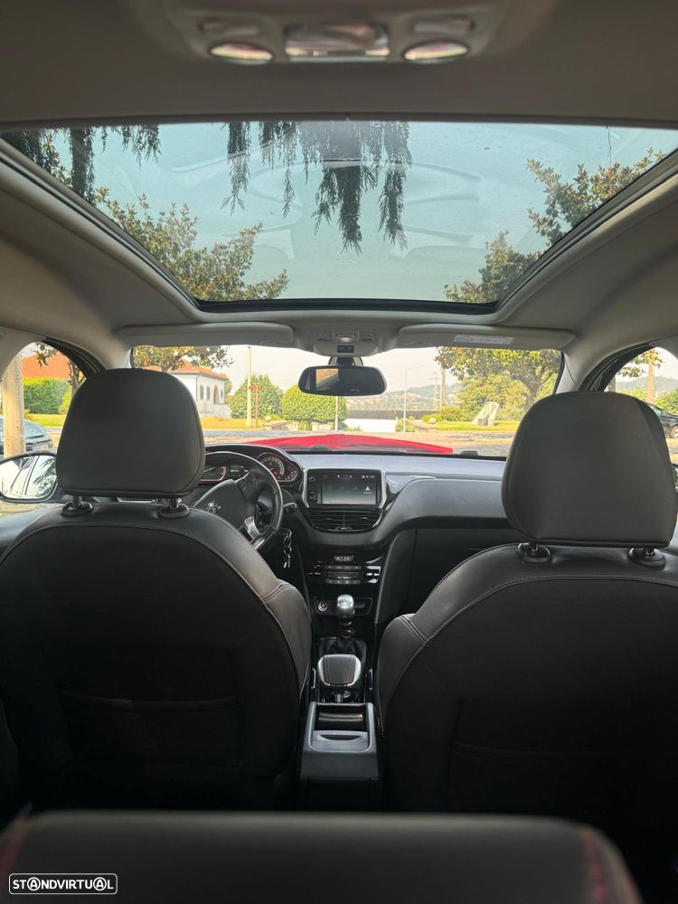 Peugeot 2008 PureTech 130 Stop&Start GT-Line Edition - 11
