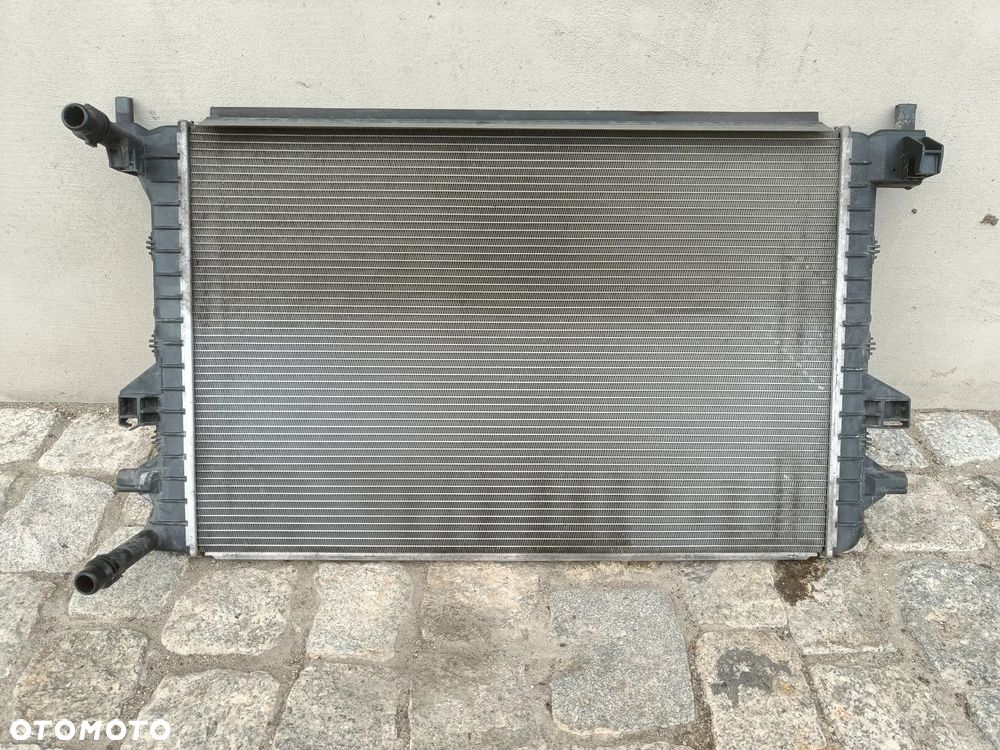 Chłodnica wody 2.0 TDI Skoda Octavia Superb Seat Leon Audi A3 VW Golf 5Q0121251EJ - 1